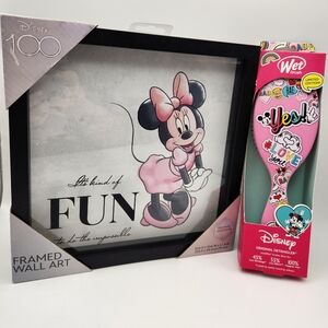 Disney Minnie Mouse Framed Wall Art and Wet Brush Set BRAND NEW